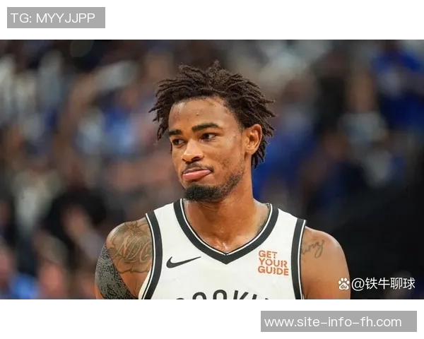 克拉克斯顿半场表现亮眼8投5中贡献12分9篮板4助攻正负值高达20