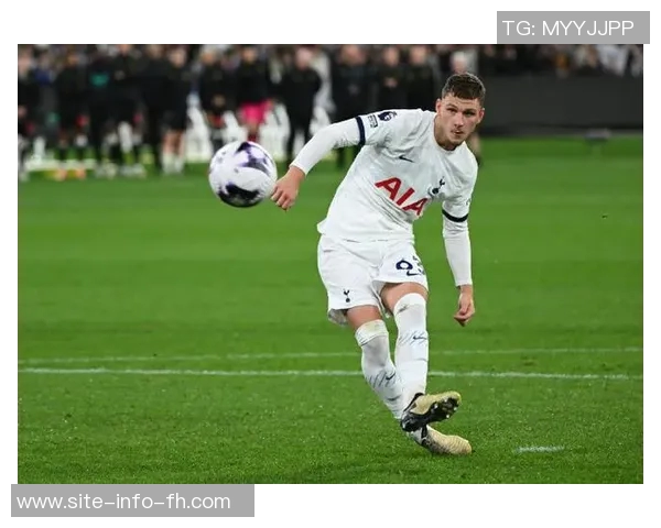 热刺19岁边锋奥利弗艾罗外租加盟英甲曼斯菲尔德队